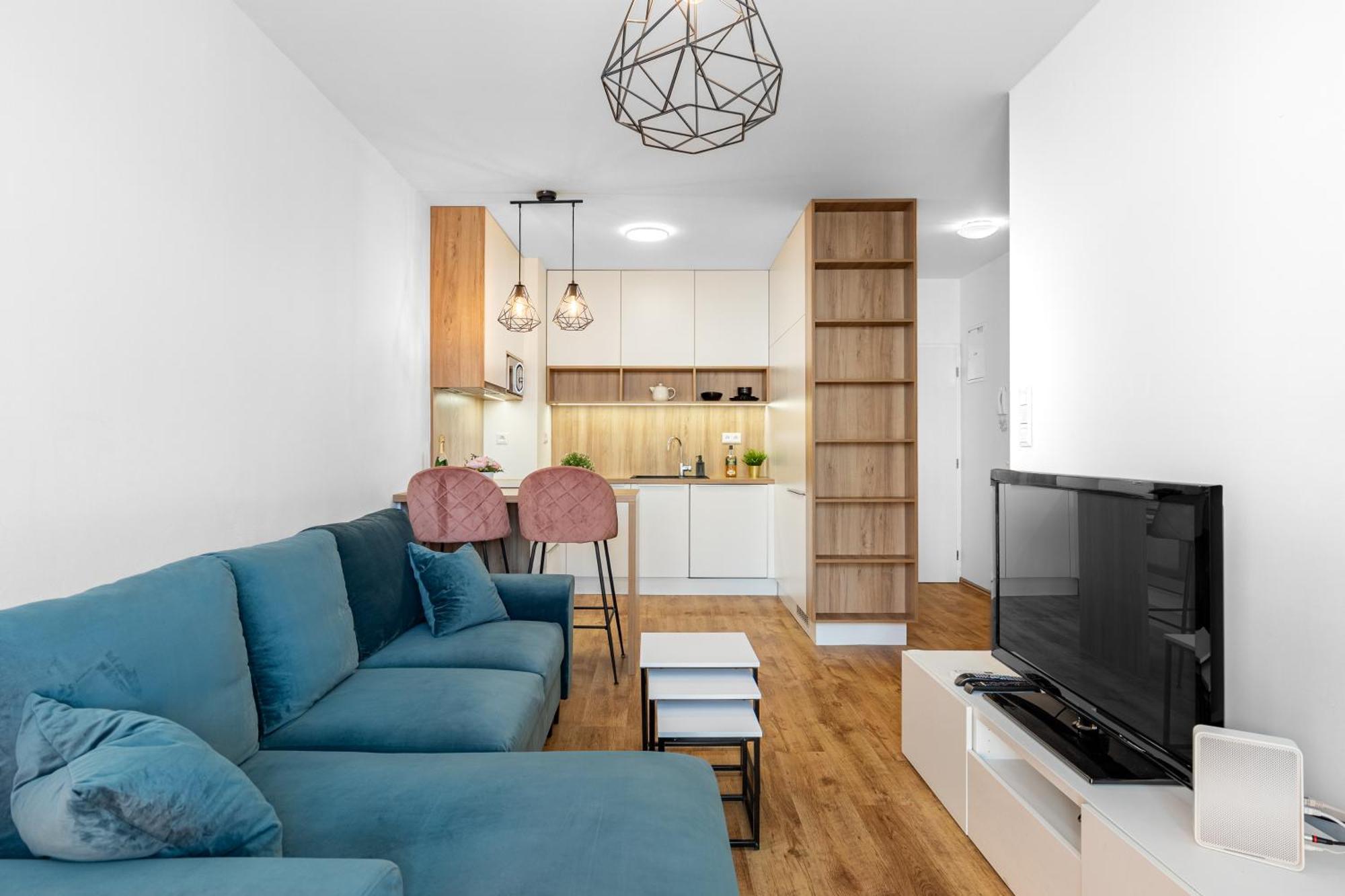 Leo Apartment - Ac & Free Parking Μπρατισλάβα Εξωτερικό φωτογραφία